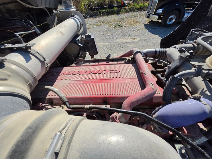 2018-kenworth-t800-image-57