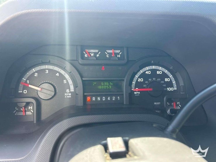 2019-ford-e350-image-23