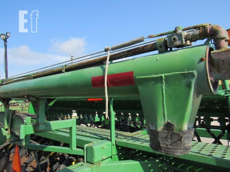 1993-john-deere-750-image-3