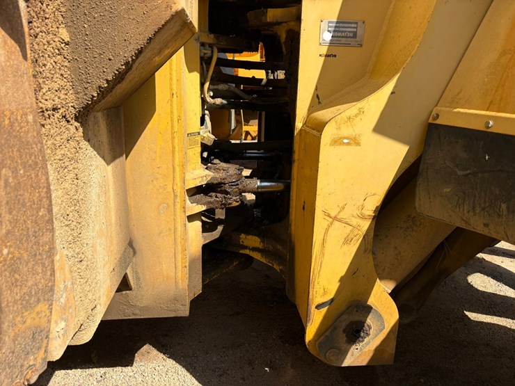 komatsu-wa500-1le-image-27
