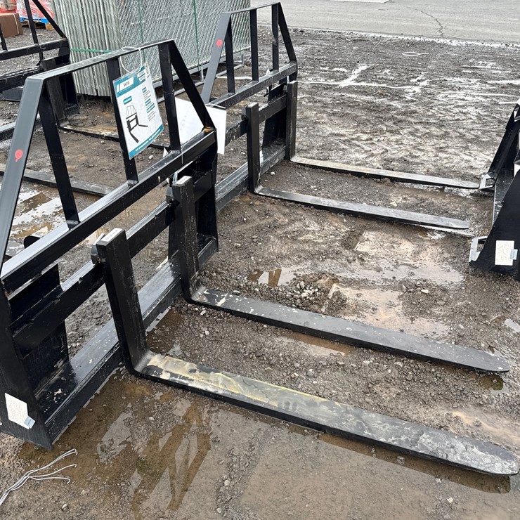 #6013 • 48" SKID STEER PALLET FORKS