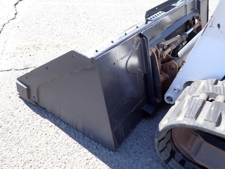 2023-bobcat-t770-image-8