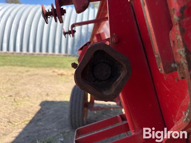 massey-ferguson-9120-image-18