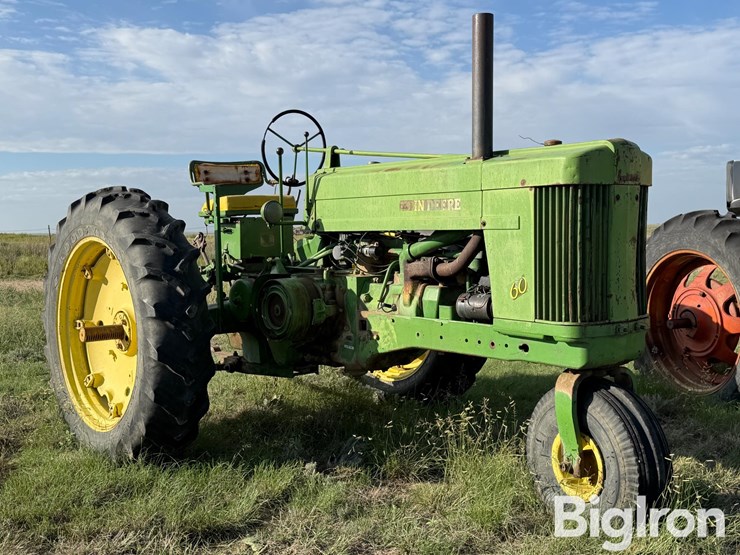1953-john-deere-60-image-2