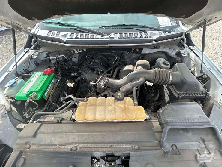 2017-ford-f150-image-8