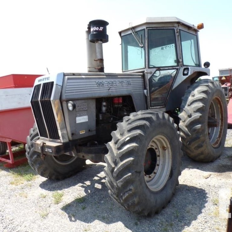 1975 WHITE 2-105