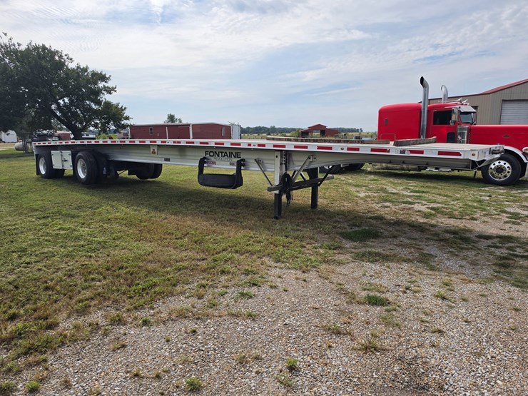 2023-fontaine-flat-bed-trailer-image-15