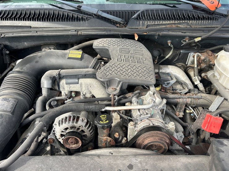 2005-gmc-sierra-2500-image-37