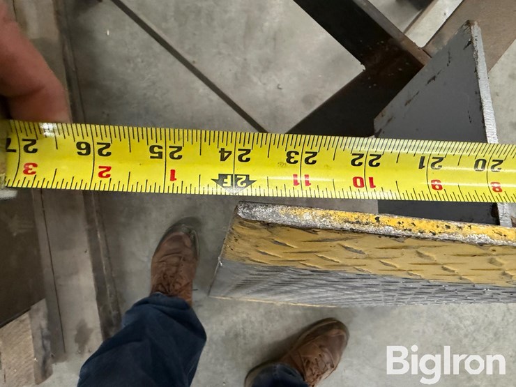 global-industries-forklift-ramp-image-12