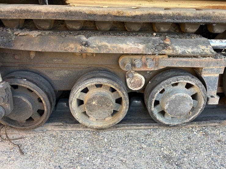 2005-roadtec-rp155-image-88