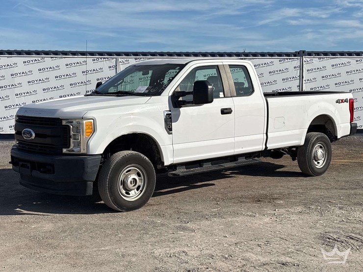 2017-ford-f250-image-1