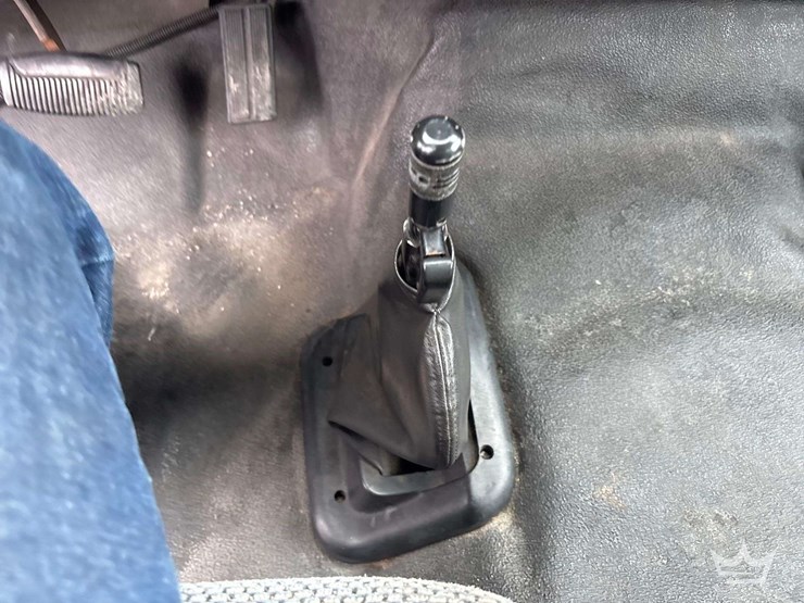 2004-ford-f650-image-12