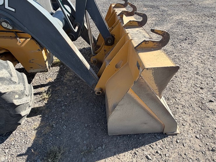 2017-deere-410l-image-20