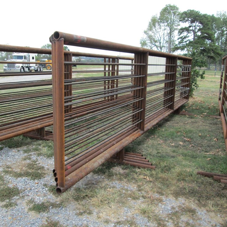 #46126 • Lot of (5) 24' Cattle Panels INV#46126