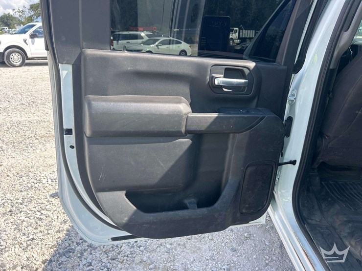 2022-gmc-sierra-2500-image-23