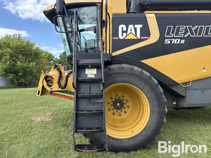 2004-caterpillar-lexion-570r-image-11