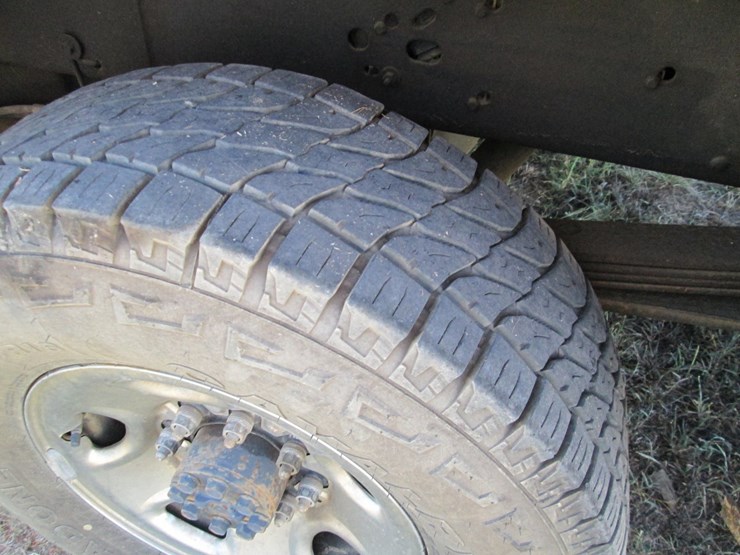 2009-gmc-2500hd-image-5