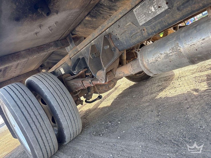 2015-ram-5500-septic-wet-vacuum-truck-image-16