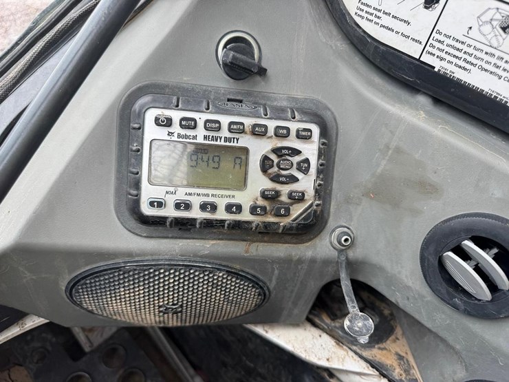 2016-bobcat-t650-image-30