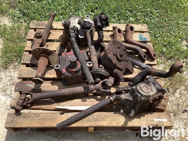 kenworth-cab-over-manual-steering-box-w/-pitman-arms-image-2
