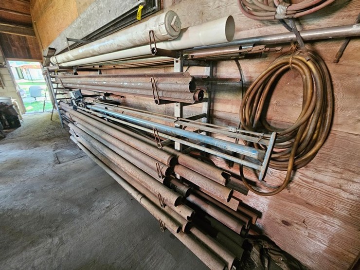 #8781-•-steel-wall-contents-image-23