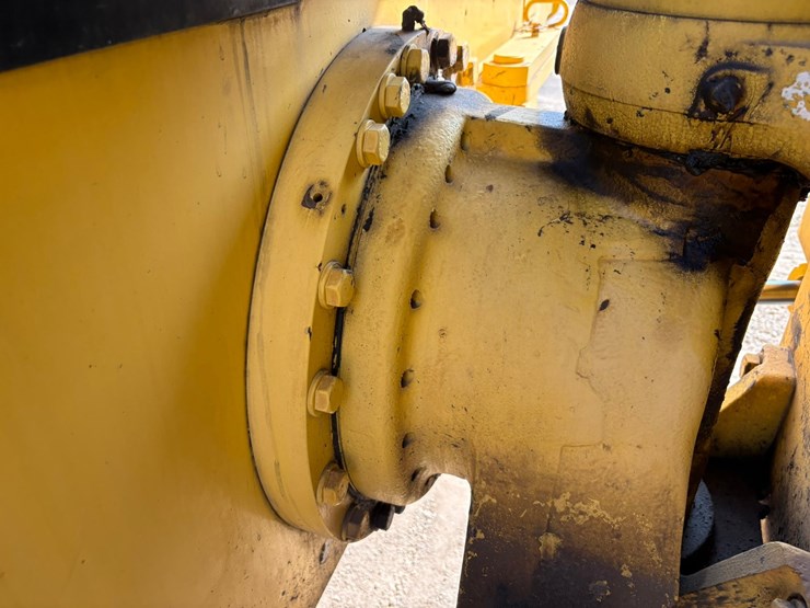 #2410-•-2015-sakia-sw880-double-drum-smooth-roller-compactor-image-28