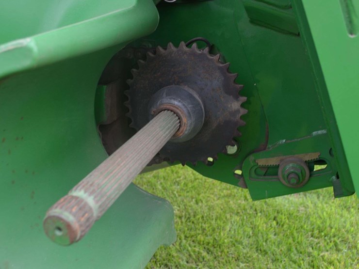 2012-john-deere-s550-image-8