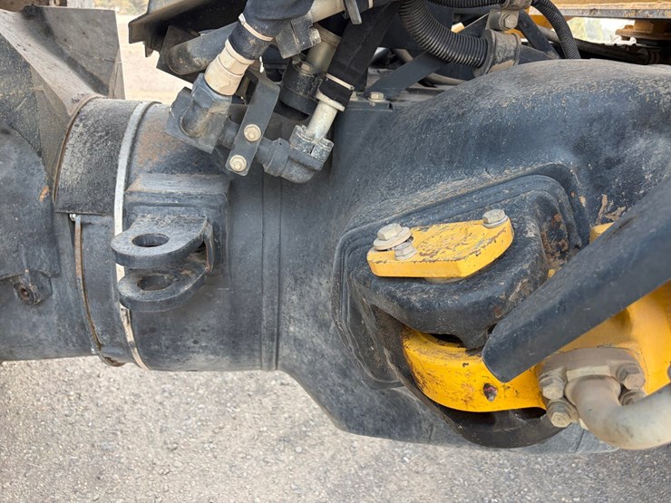 2018-komatsu-hm400-5-image-62