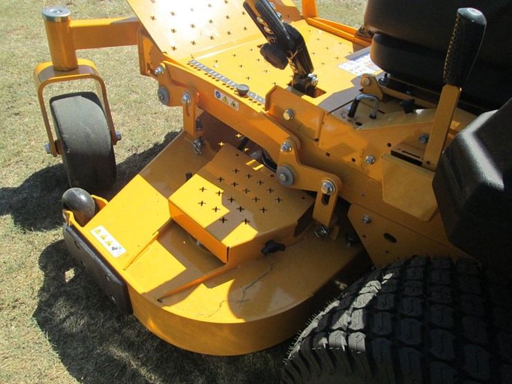 #50185-•-unused-2025-cub-cadet-pro-z-700-zero-turn-mower-1a30sh70011-inv#50185-image-7