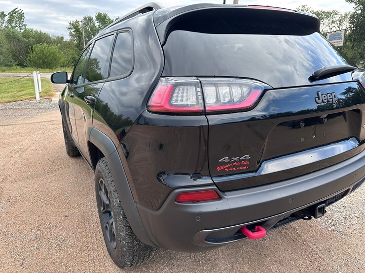 2019-jeep-cherokee-image-9