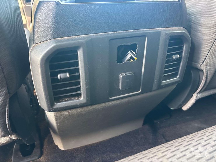2015-ford-f150-image-19