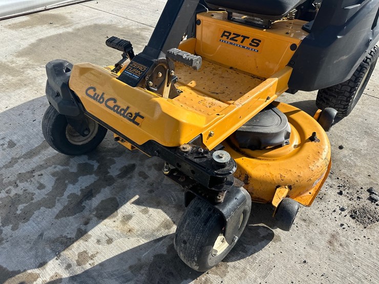 cub-cadet-rzts46-image-9