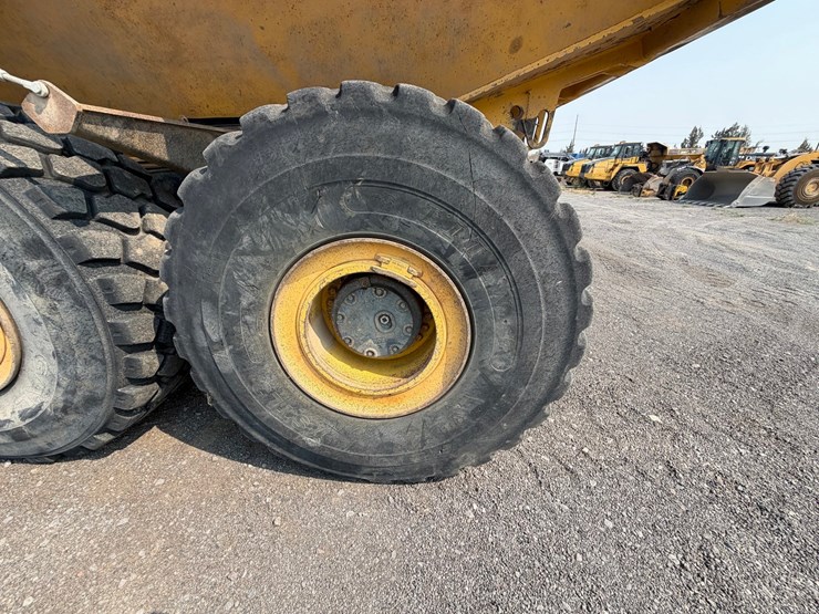 2016-komatsu-hm400-5-image-133