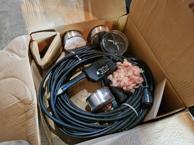 #8712-•-miller-millermatic-251-welder-image-25