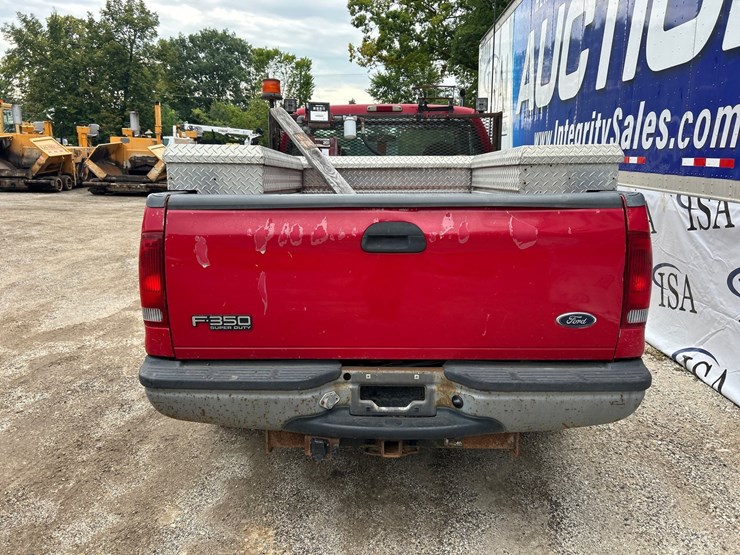 2001-ford-f350-image-4