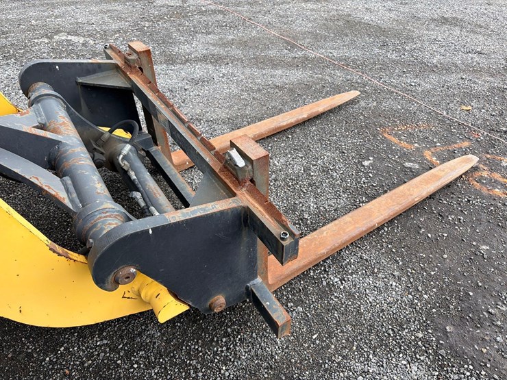 2018-komatsu-wa80m-7-image-9