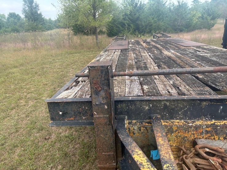 #2340-•-24'-tandem-axle-flatbed-trailer-image-30