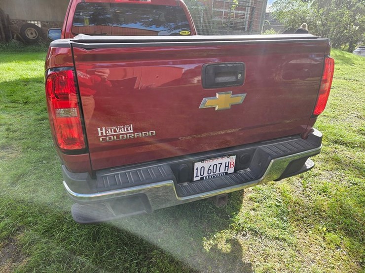 2016-chevrolet-colorado-image-30