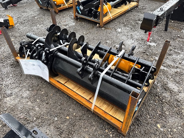 #6061-•-mini-excavator-attachment-package-image-1