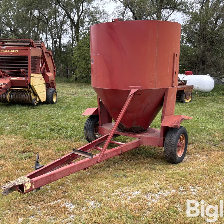 INTERNATIONAL 950