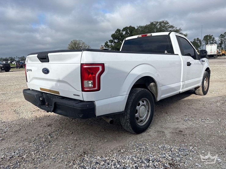2016-ford-f150-image-3
