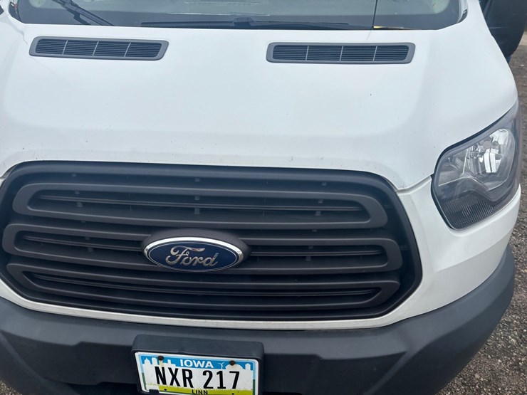 2018-ford-transit-image-27