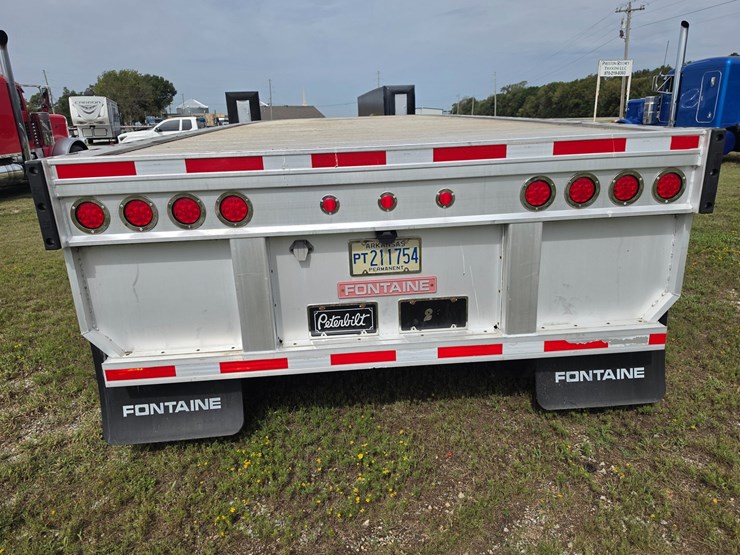 2023-fontaine-flat-bed-trailer-image-9