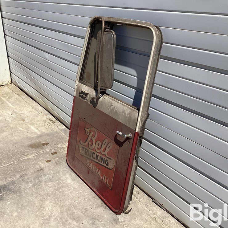 Kenworth Top Handle Driver Side Door