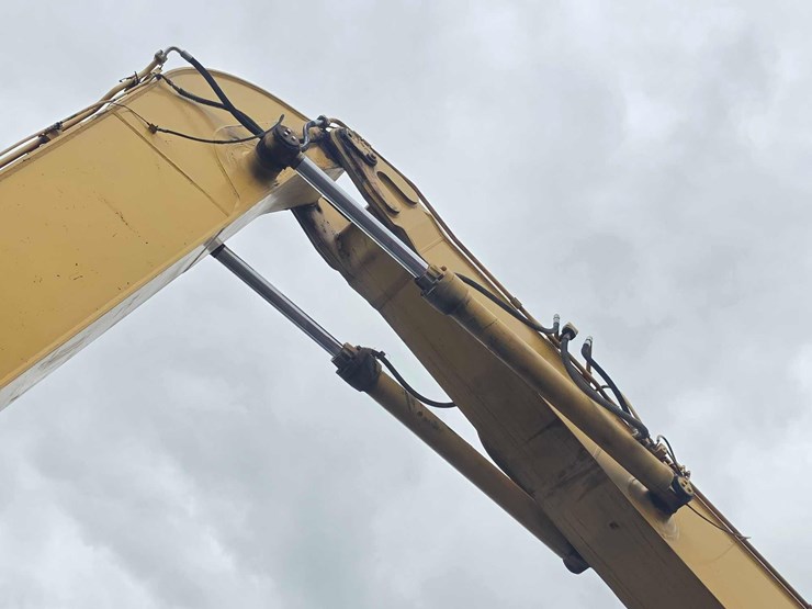 caterpillar-345b-image-24