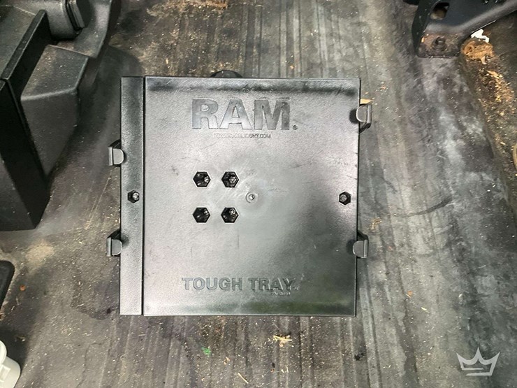 2016-ford-f150-image-24