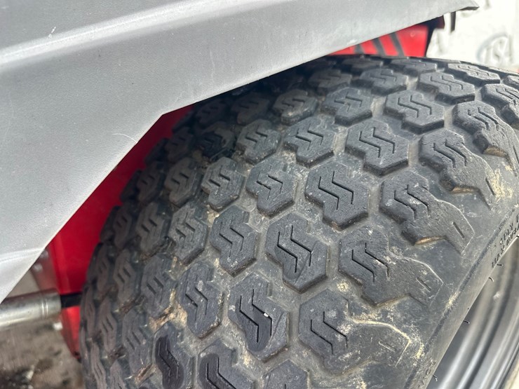 gravely-proturn-60-image-30