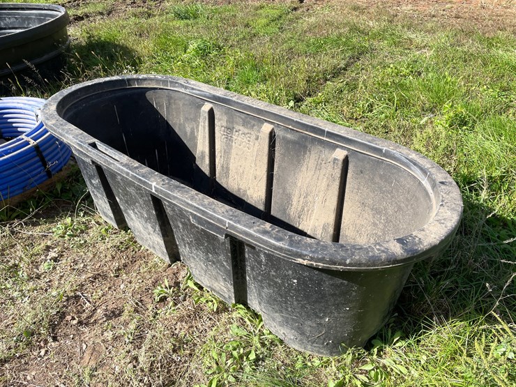 #1637-•-behlen-150-gallon-stock-tank-image-3