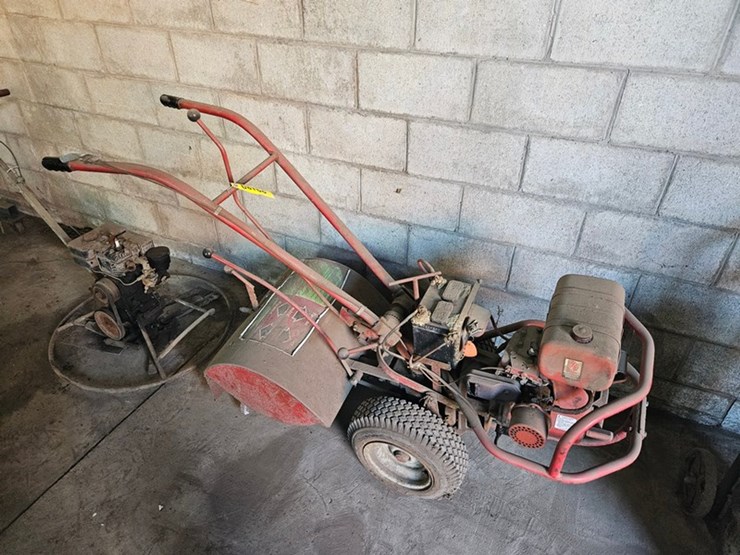 #8768-•-rear-tine-garden-tiller-image-1