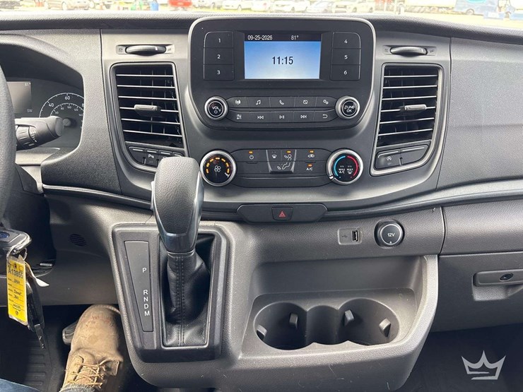 2020-ford-transit-image-17
